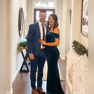 Velvet formal dress. Size Medium. Emerald Green. Worn once. Blush Mark brand.